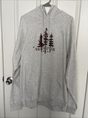 Men's Light Gray Vancouver Graphic Hoodie - Unbranded